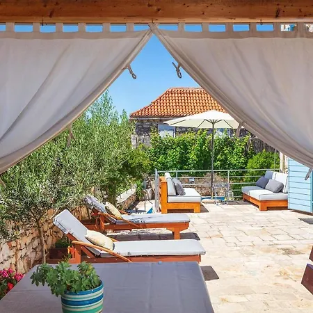 Vicina Vila Milna (Brac)