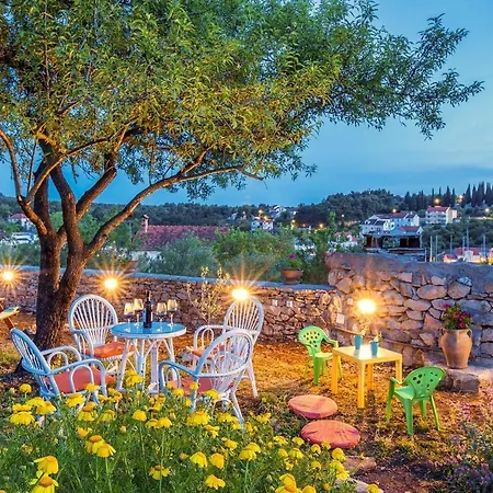 Vila Vicina Milna (Brac)